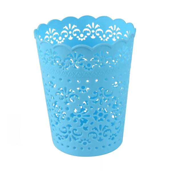 4pcs Lace Hollow Barrel Flower Plastic Pots Desktop Decoration Storage Make Up Brush Holder Artificial Plant vase Makeup pen pot brush holder Tidy desk organizer Storage basket